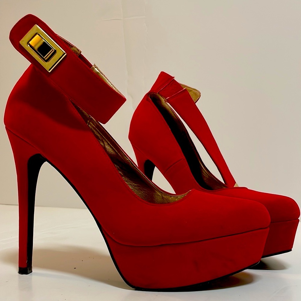 Charlotte Russe Red strap-up ankle Pumps